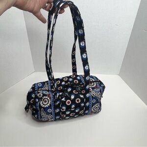 Vera Bradley Handbag Shoulder Bag in Retired Night Owl
